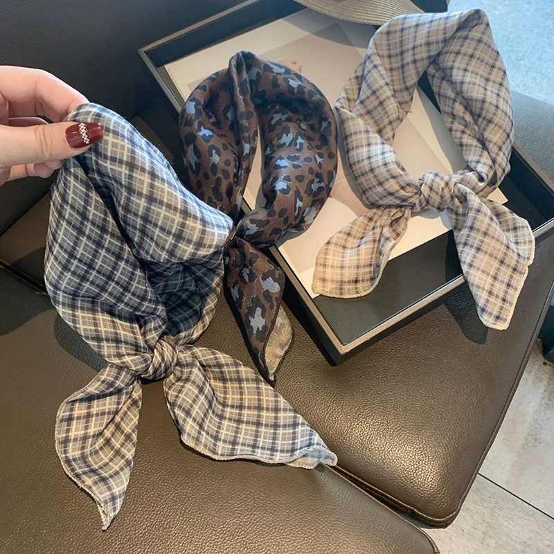 2025春秋季新款条纹格子印花小方巾护颈围巾夏季装饰丝巾韩版领巾