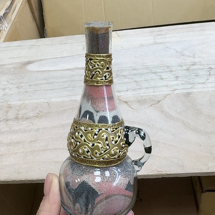 星*瓷器。