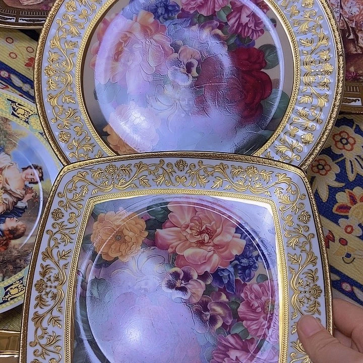 瓷片瑕疵2只…………………………………