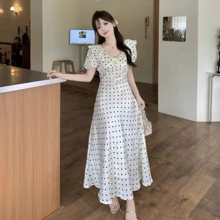 法式荷叶边波点泡泡袖连衣裙子夏女气质海边度假长裙