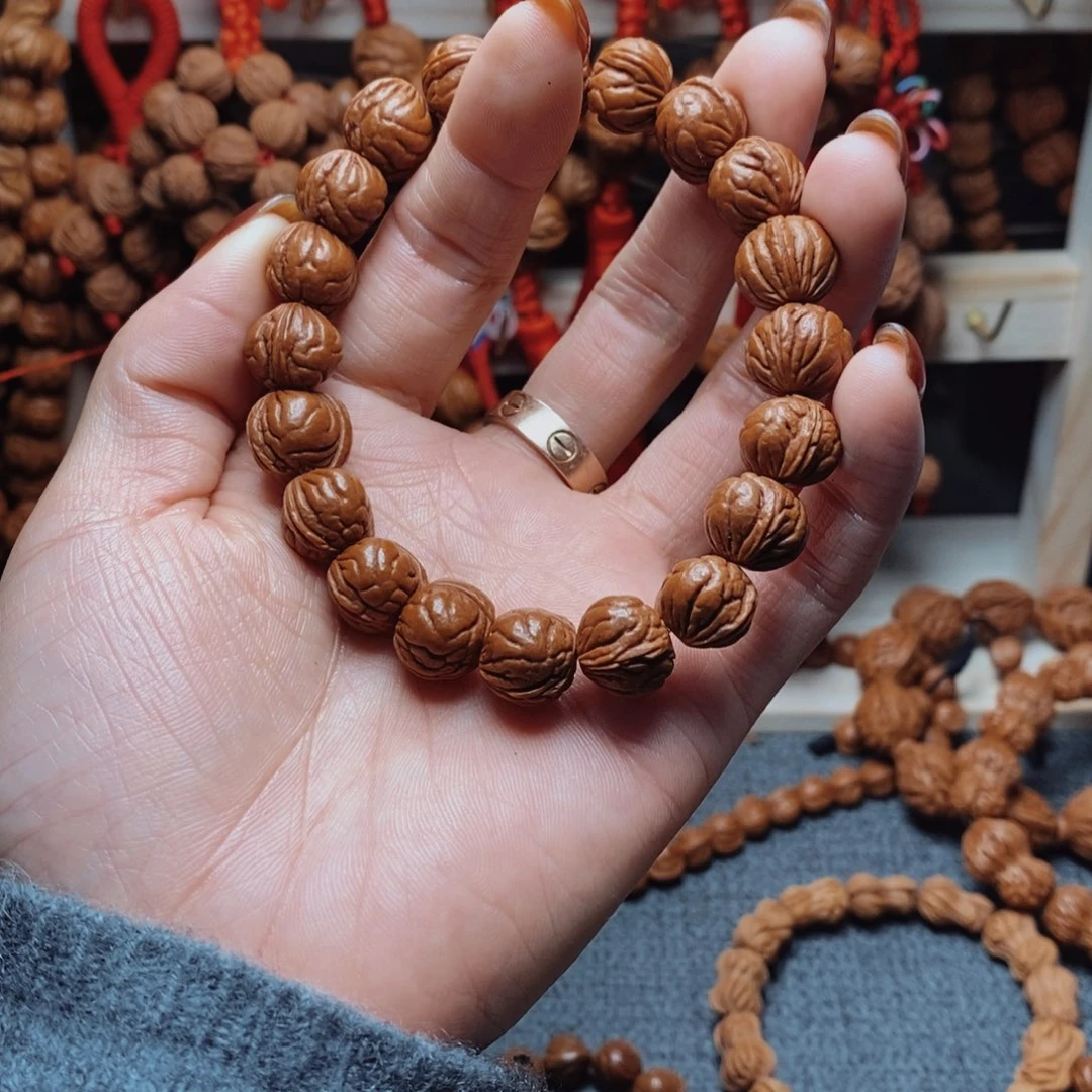 吊坠桃核龙纹桃枭