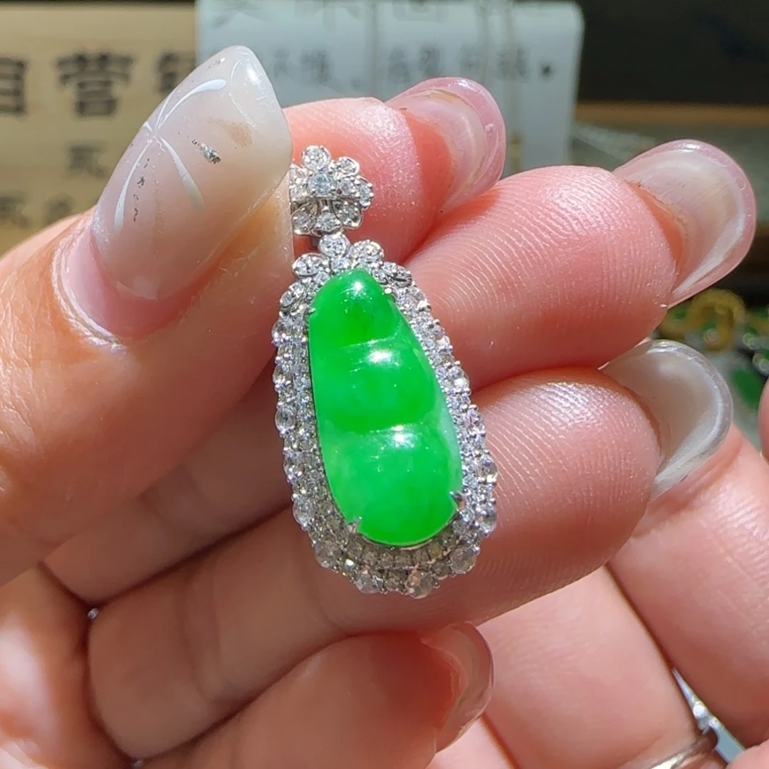 【闪购商品】翡翠颈饰18K金镶嵌缅甸