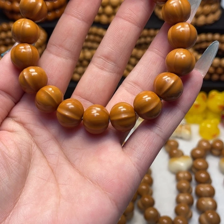 ****手串猴头核桃微瑕大鲨鱼