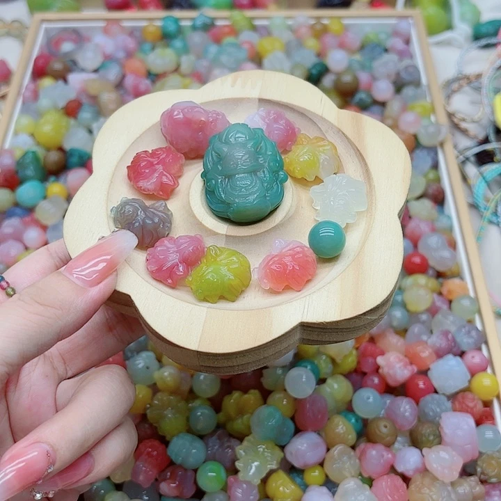 妞***妞未镶嵌手链玛瑙/玉髓盐源56