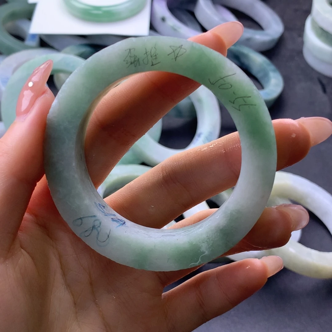 【闪购商品】未镶嵌翡翠手镯定制翡翠