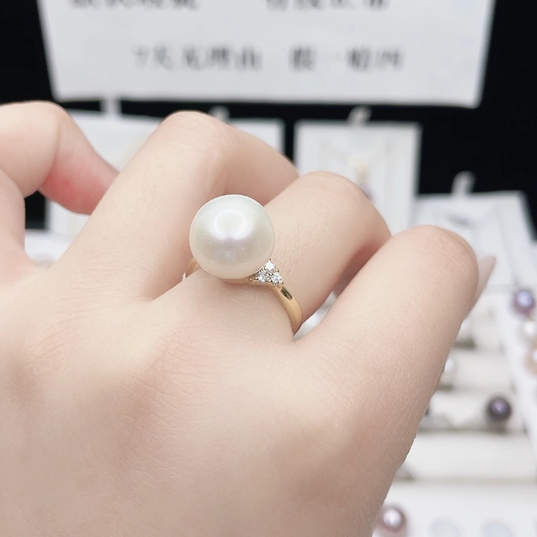 淡水珍珠吊坠(赠链)合金