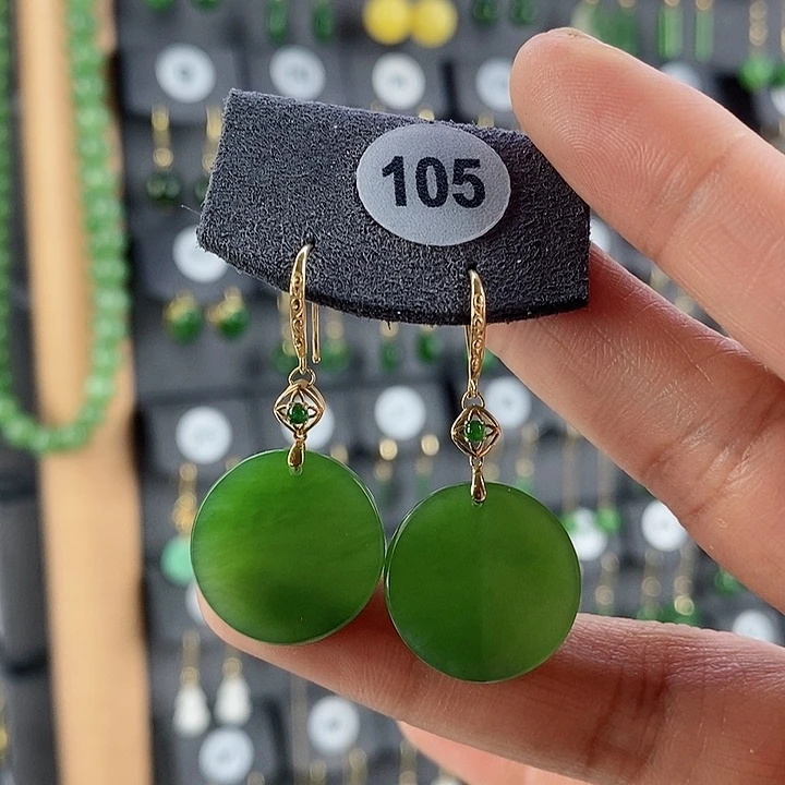 和田玉耳饰18K金镶嵌