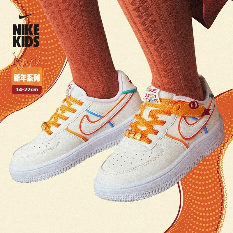 NIKE/耐克新款蛇年低帮魔术贴空军运动鞋HV6004-111