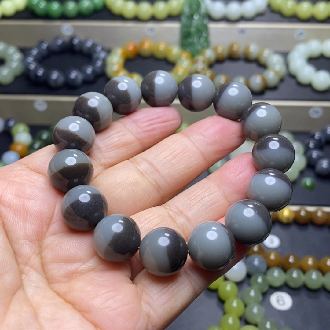 和田玉未镶嵌手串