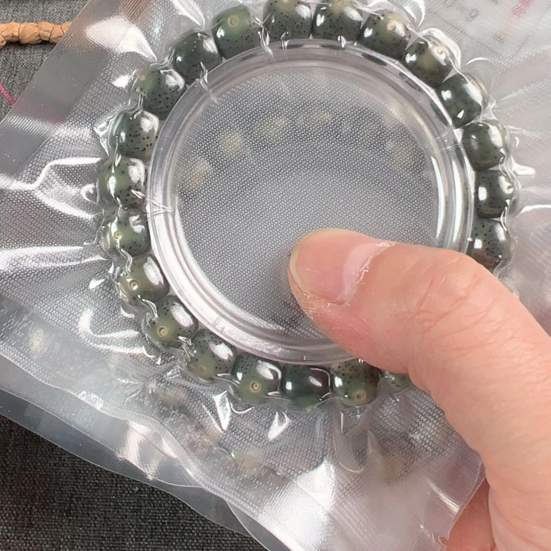 金刚菩提吊坠定制河豚月留白尺寸10×9