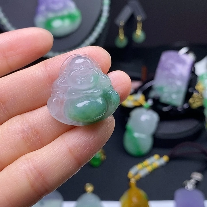 翡翠未镶嵌吊坠(赠链)