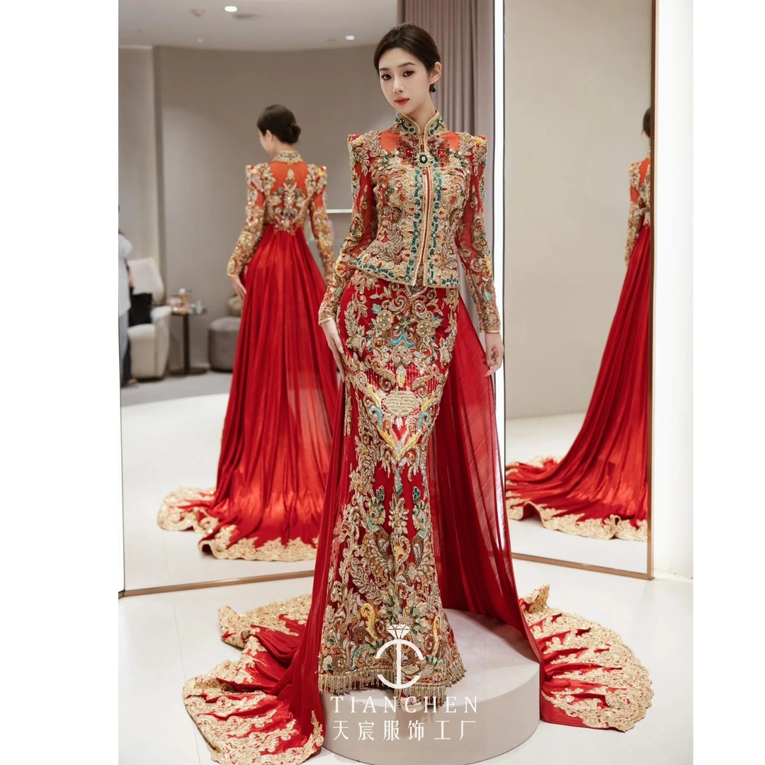 定做 高定2025新款红金缎面拖尾马来褂秀禾服结婚服订婚出阁敬酒