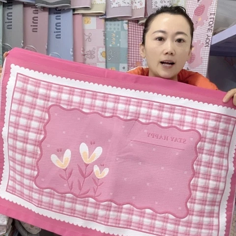 棉特价粉色三朵花