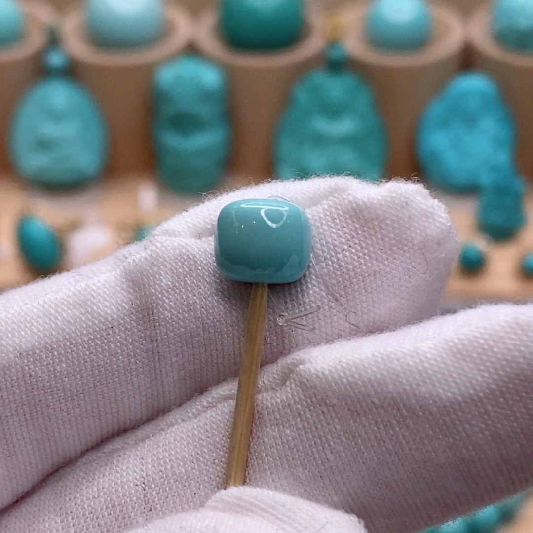 绿松石未镶嵌珠宝奇石8.3mm