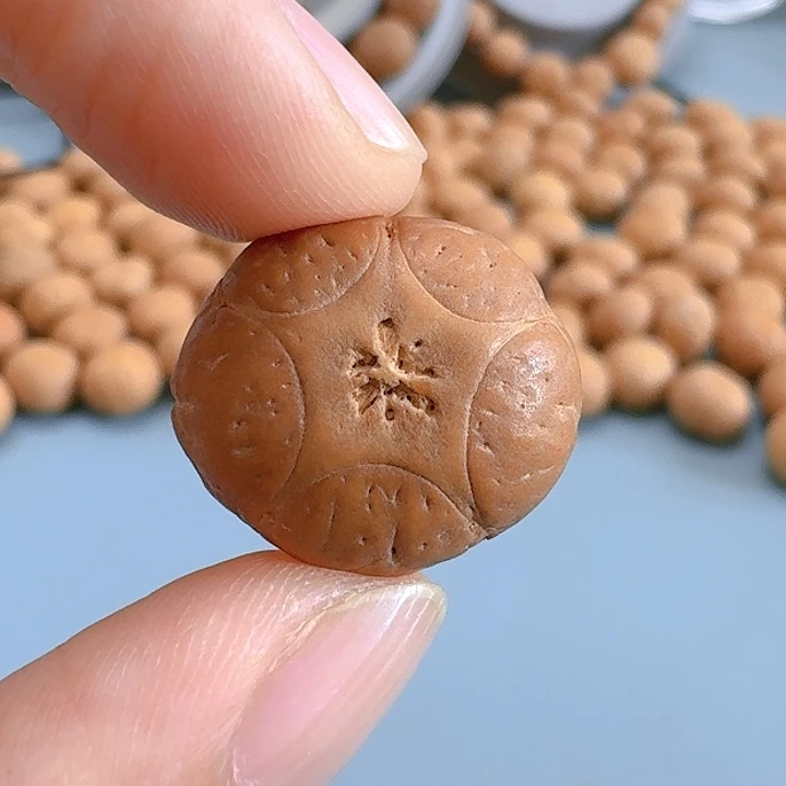 凤眼菩提吊坠龙*19mm五星85@7636