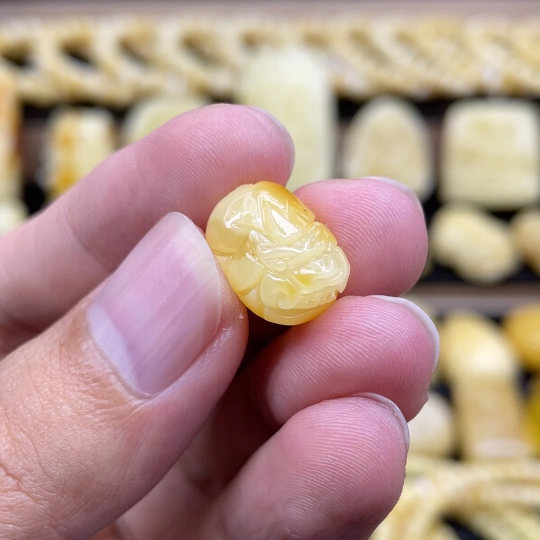裸石琥珀未镶嵌琥珀蜜蜡