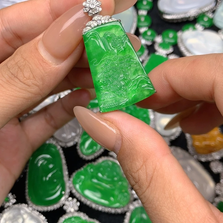 翡翠18K金镶嵌吊坠(不含链)