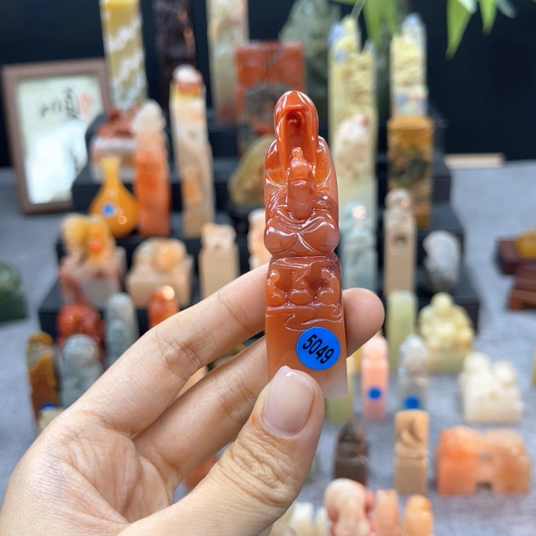 何***缨寿山石印石5049。