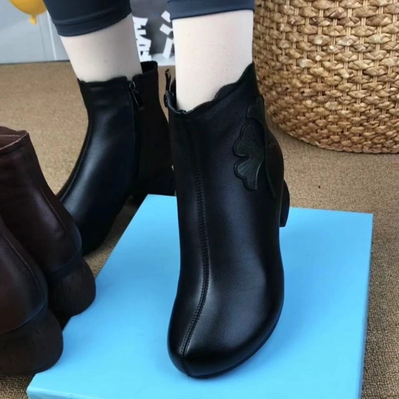 民族风秋冬季粗跟圆头侧拉链设计加绒保暖百搭复古英伦风印花短靴