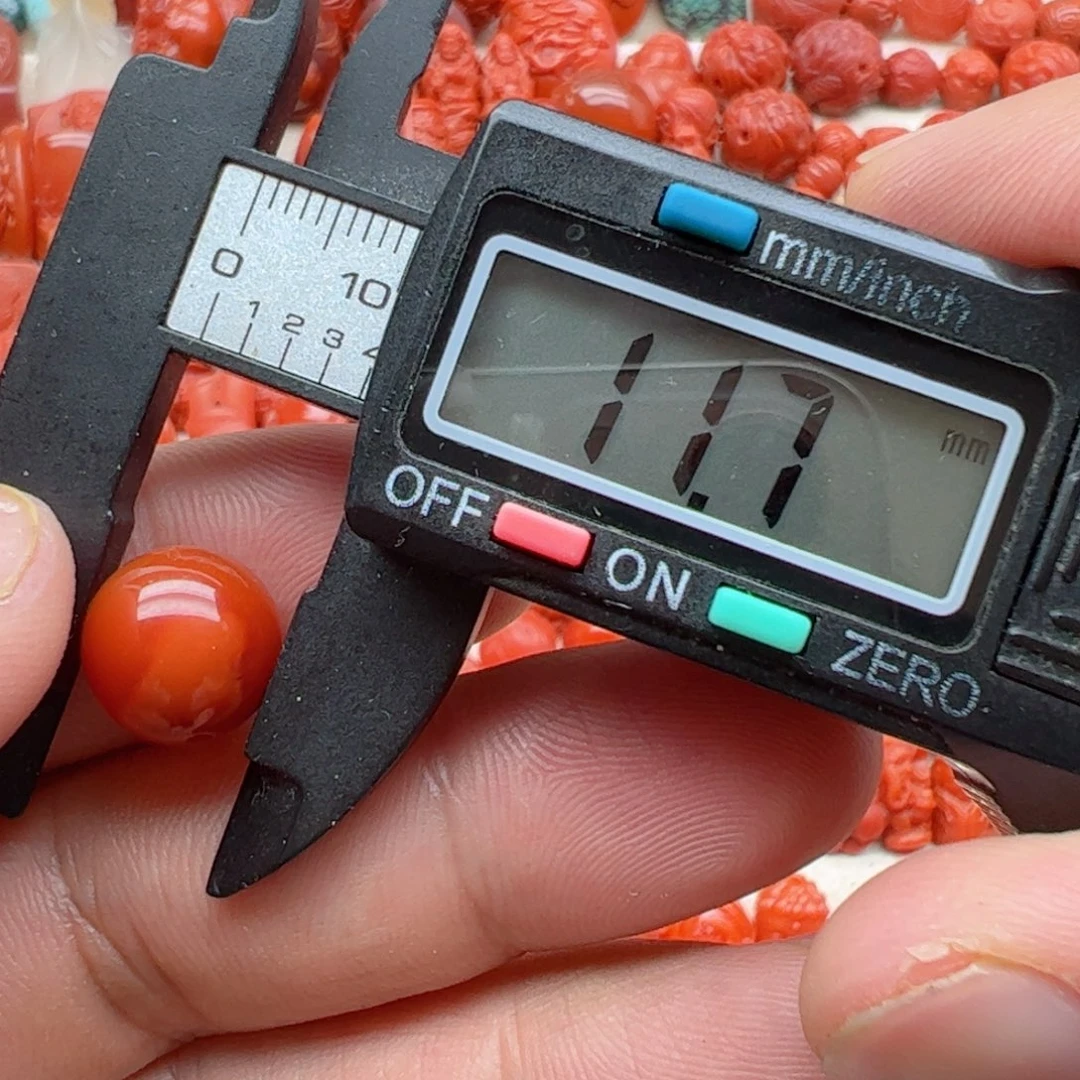 南红玛瑙配饰未镶嵌