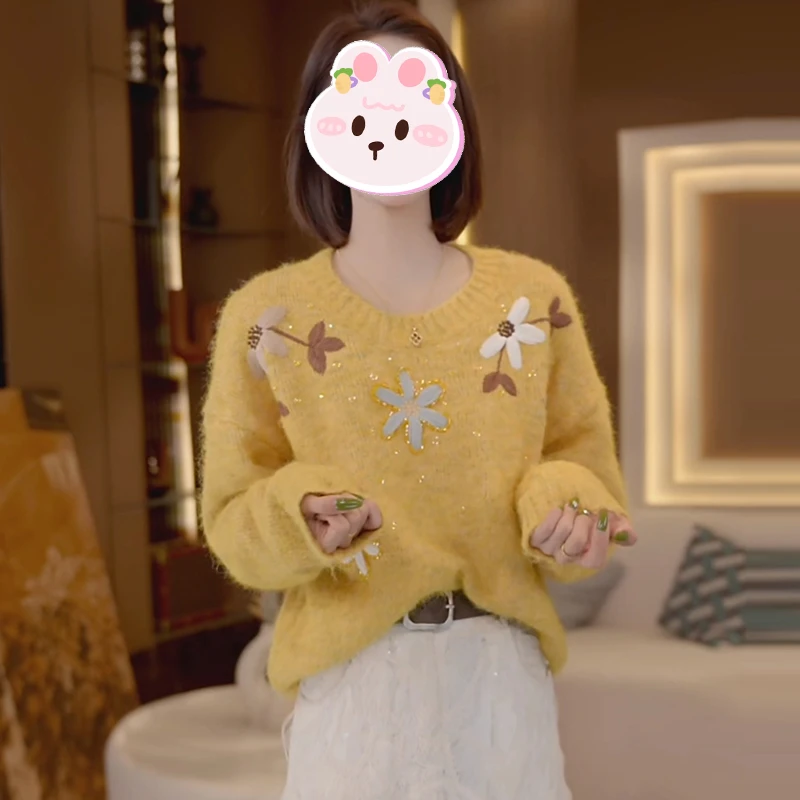 设计感圆领气质洋气毛衣女2025冬季新款韩版宽松显瘦休闲减龄上衣