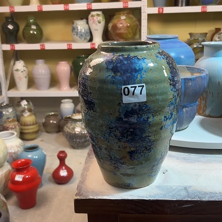 刚***事花瓶白泥摆件摆件。077