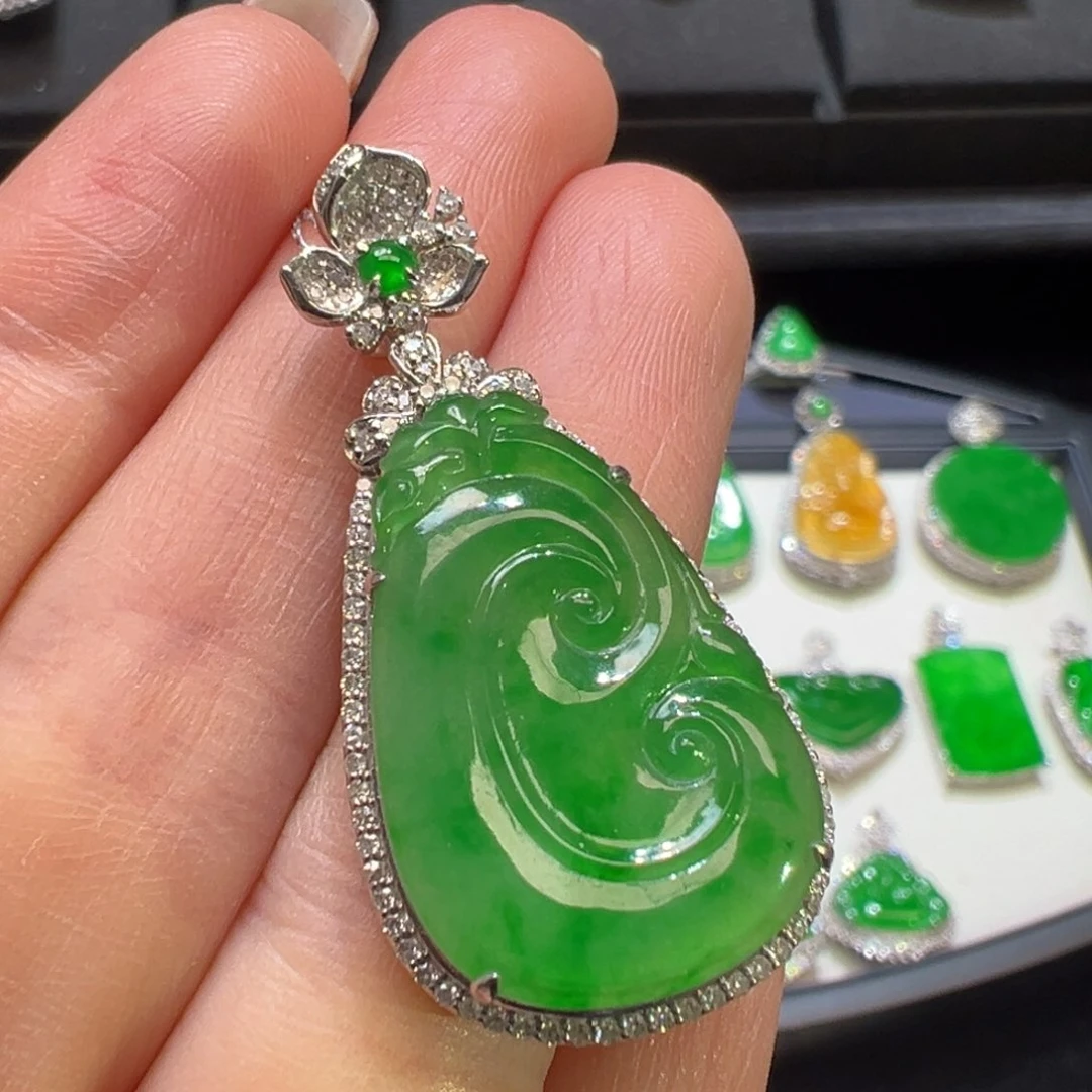 翡翠颈饰18K金镶嵌收货48小时鉴赏期（超时不退不换）