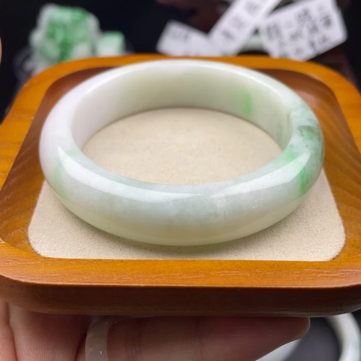 未镶嵌手链翡翠天然55.56