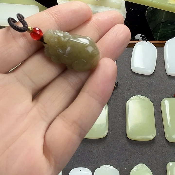 撕***穹玉小糖料貔貅55555