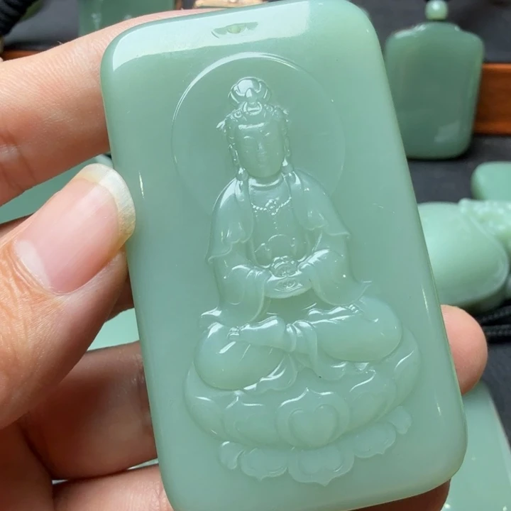 鞋***大颈饰未镶嵌和田玉