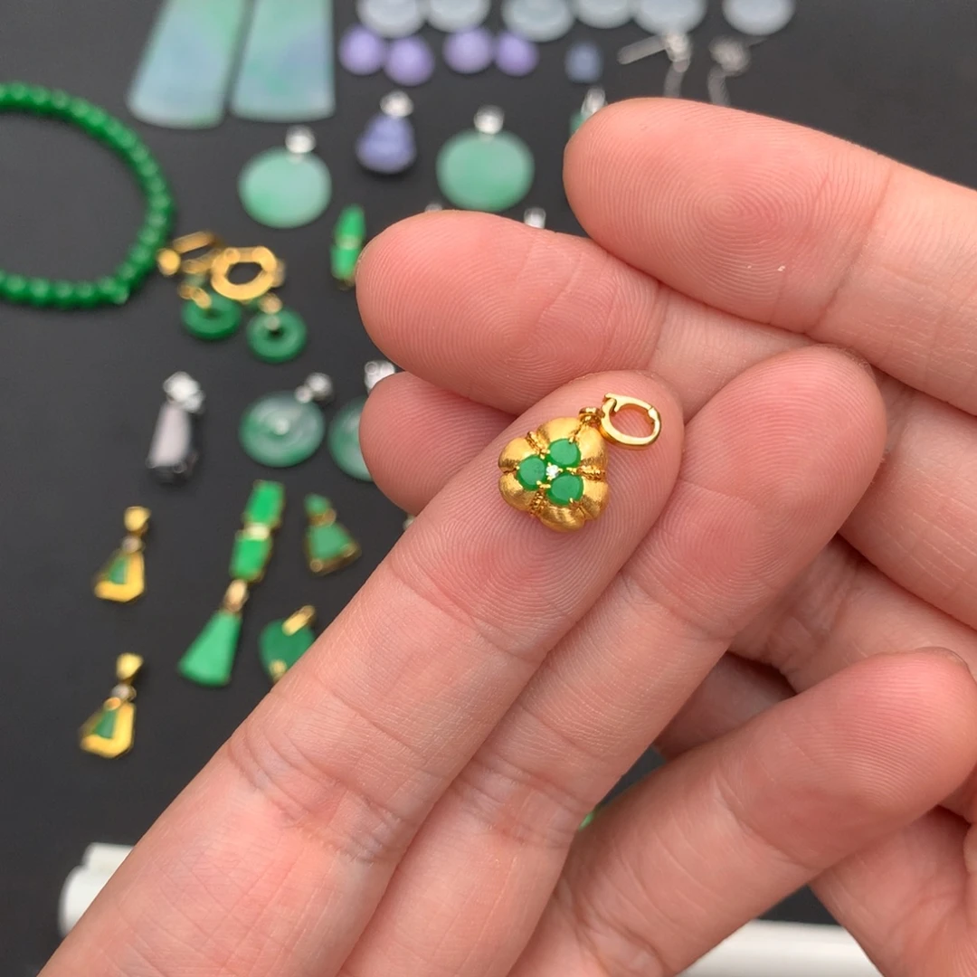 翡翠18K金镶嵌吊坠(不含链)