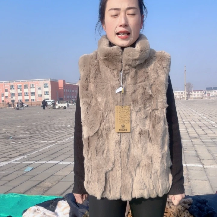 莫*浅卡其拉链马甲2x