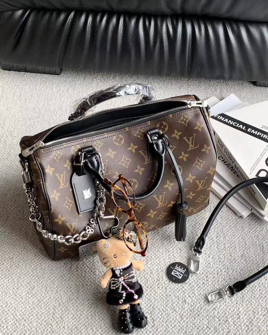 99新 LouisVuitton/路易威登 黑色老花speedy包30 16621683
