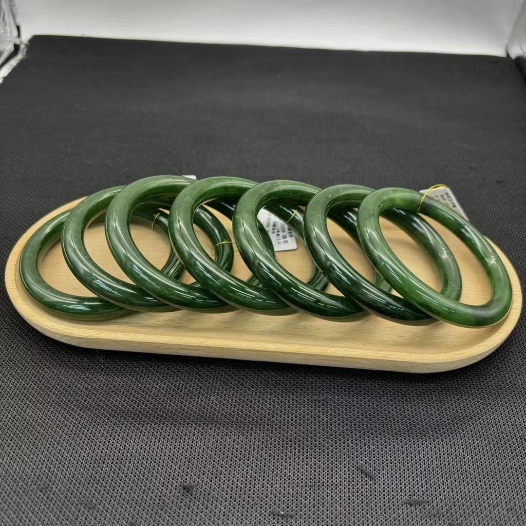 天然和田玉碧玉圆棍手镯精美时尚气质有瑕款多样性发货其一E