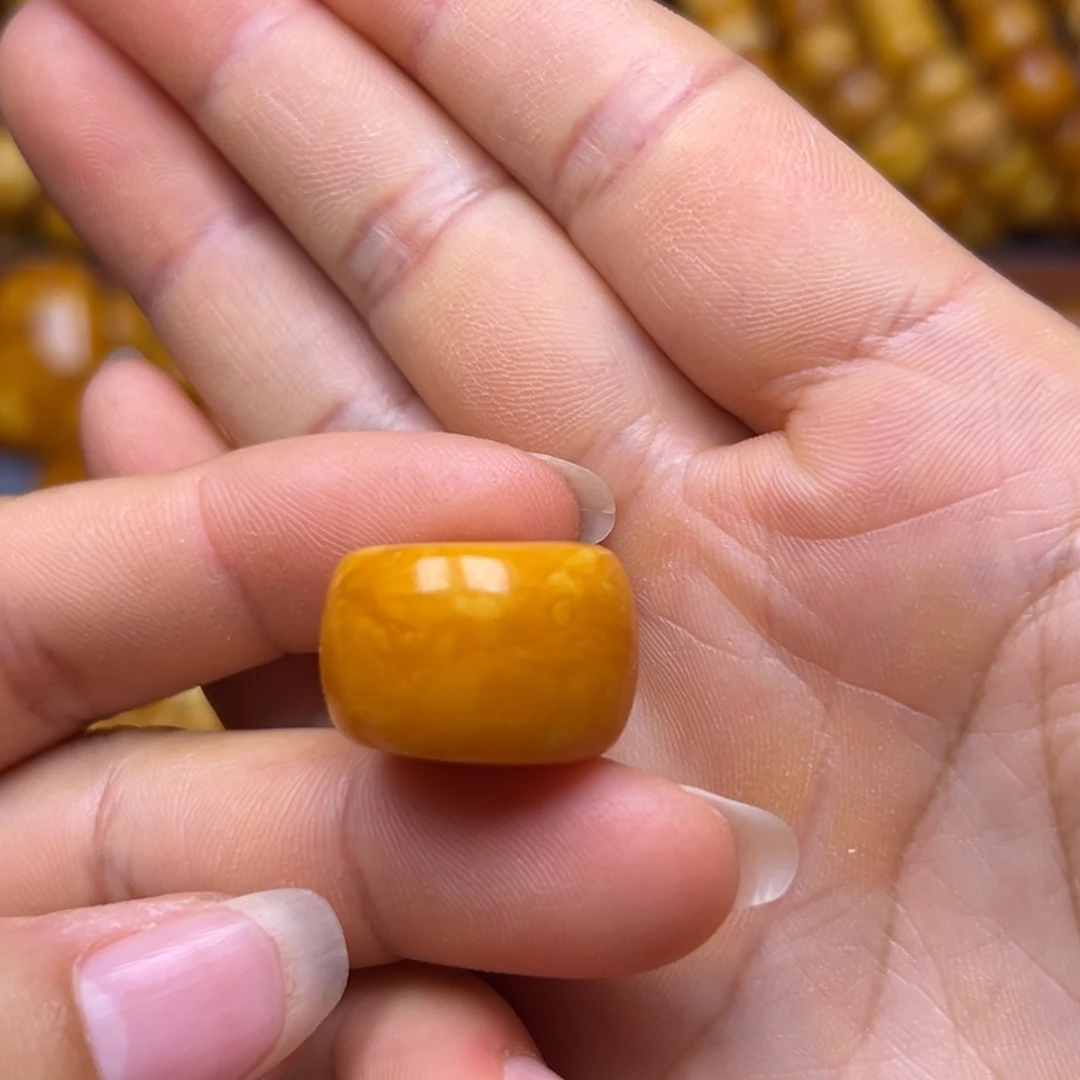 琥珀未镶嵌吊坠(不含链)