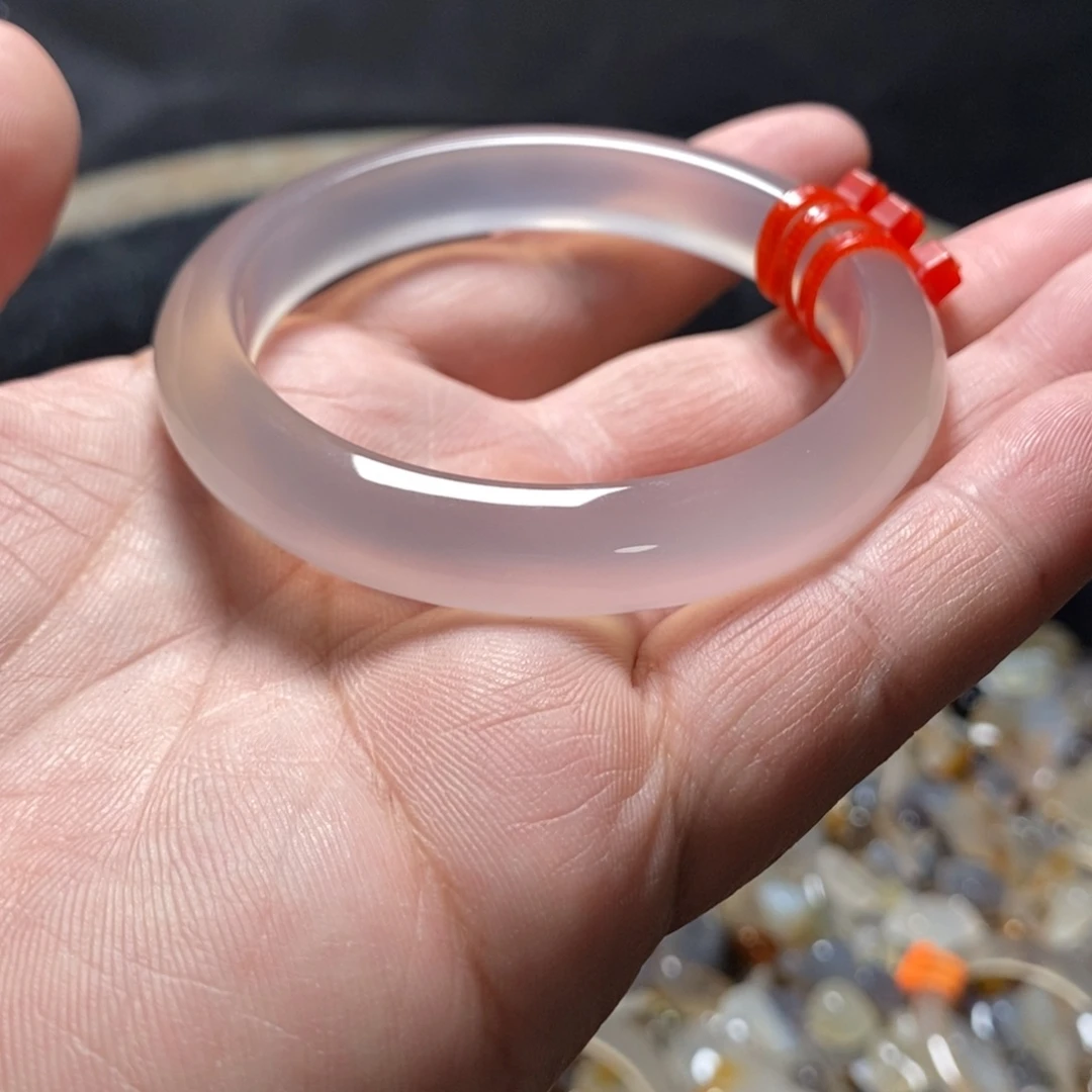 碰***太玛瑙/玉髓未镶嵌手镯