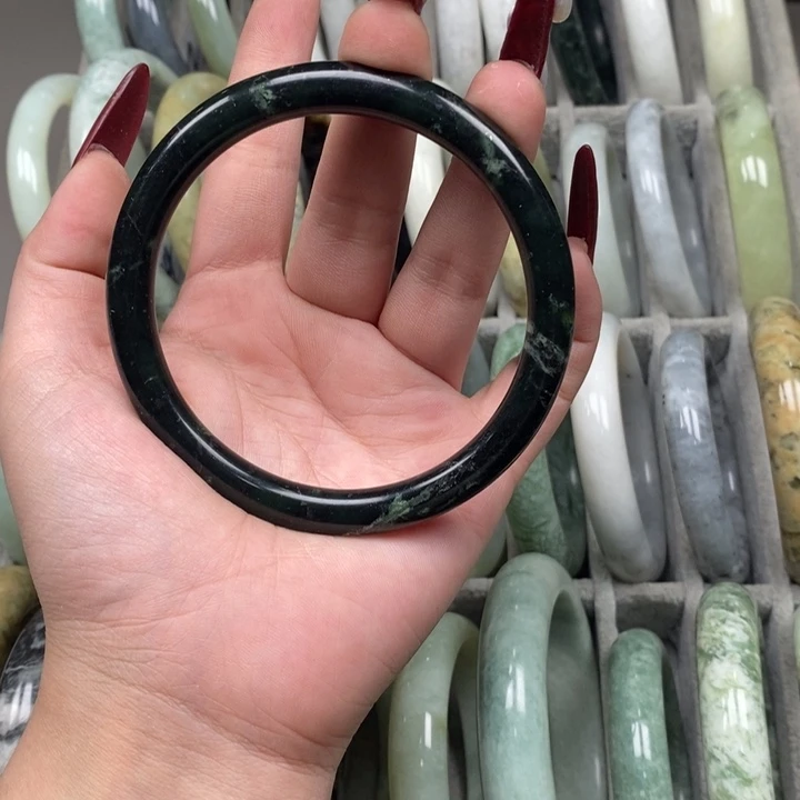 蛇纹石玉手镯未镶嵌355