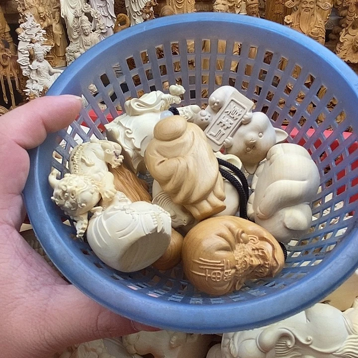 金***_柏木（崖柏）微瑕手把件