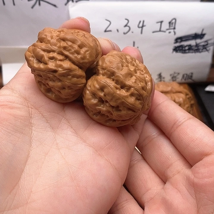 文玩核桃手串流*兔38左右