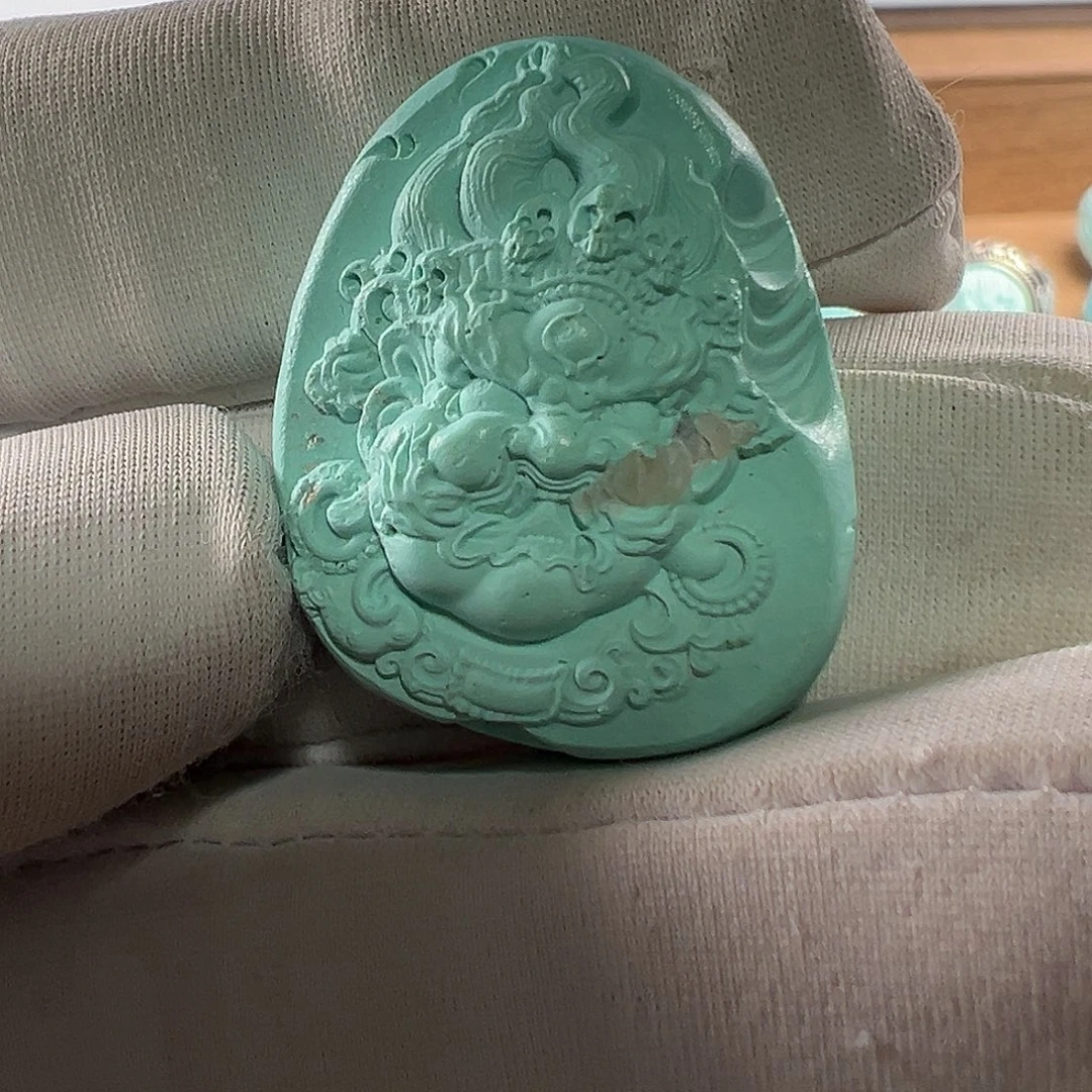 绿松石未镶嵌挂件