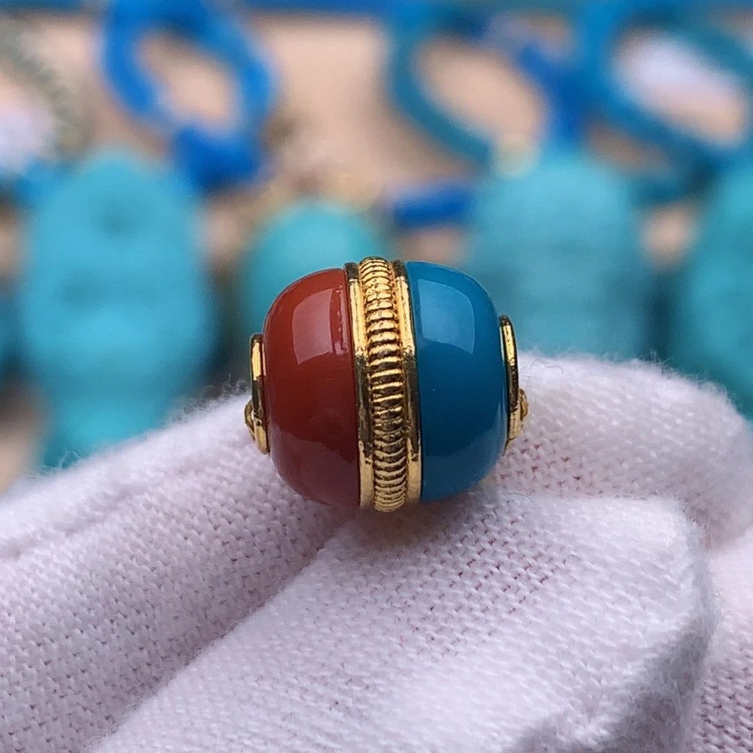 绿松石18K金镶嵌珠宝奇石9.9*10.2mm