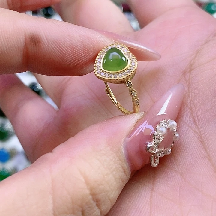 银S925镶嵌戒指和田玉