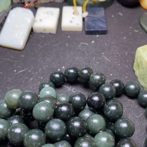 和田玉珠宝奇石未镶嵌浮*