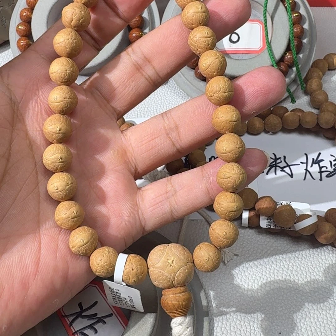 凤眼菩提吊坠啦***。10小mm凤眼手串