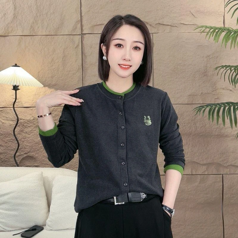 针织衫女小众设计感上衣2023秋季新款假两件扣子拼色女士打底衫潮