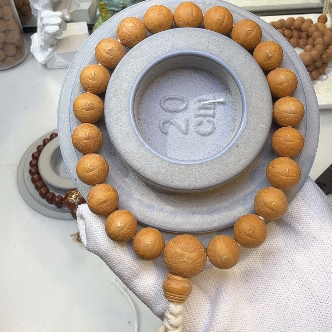 凤眼菩提吊坠11.9-12.2铁心籽