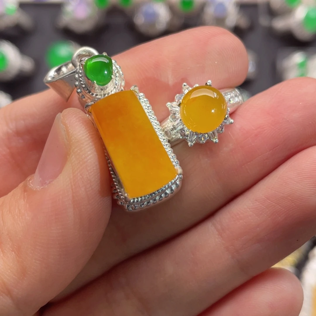 定制翡翠未镶嵌缅甸天然翡翠