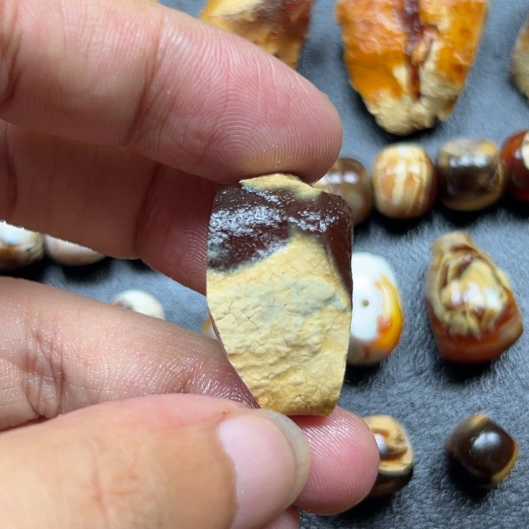 定制琥珀未镶嵌琥珀蜜蜡原石定制
