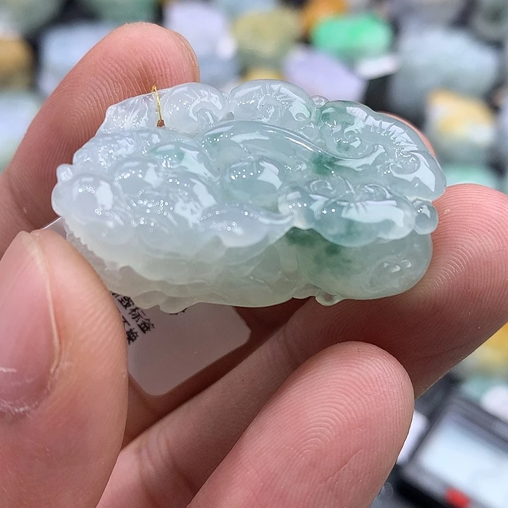 翡翠未镶嵌颈饰天然缅甸翡翠貔貅吊坠