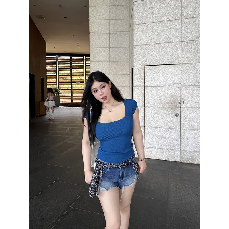 黑泽玄七 "万年口碑Tee"早秋显瘦爆款韩女版U领方领微胖打底上衣